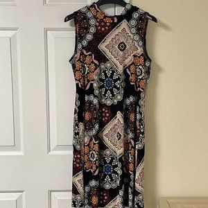 Robbie Bee Printed Scarf-Neck Sleeveless Dress